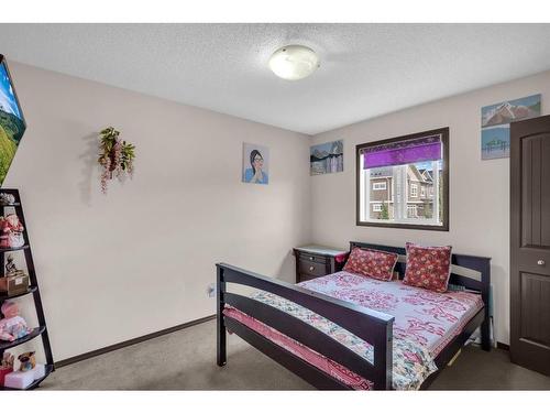 255 Skyview Point Road Ne, Calgary, AB - Indoor Photo Showing Bedroom