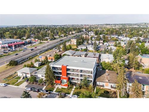 101-1629 38 Street Sw, Calgary, AB - Outdoor With View