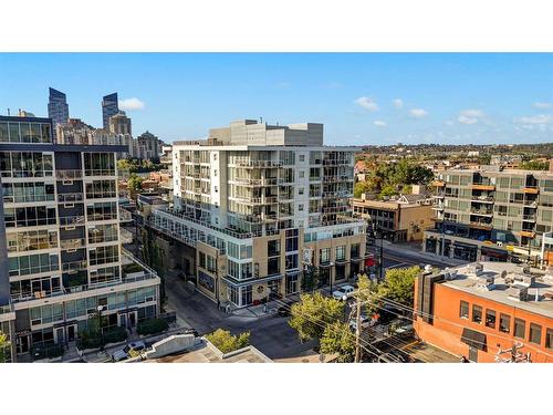 320-1087 2 Avenue Nw, Calgary, AB - Outdoor