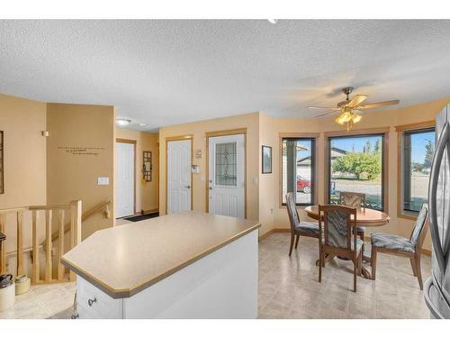 311 Carriage Lane Drive, Carstairs, AB - Indoor Photo Showing Dining Room