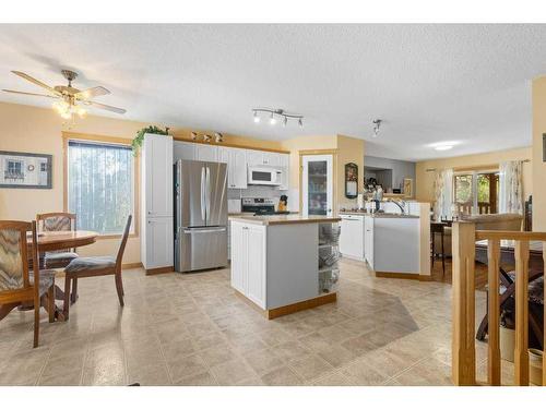 311 Carriage Lane Drive, Carstairs, AB - Indoor