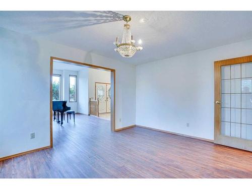 106 Sienna Hills Drive Sw, Calgary, AB - Indoor Photo Showing Other Room