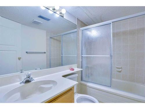 106 Sienna Hills Drive Sw, Calgary, AB - Indoor Photo Showing Bathroom