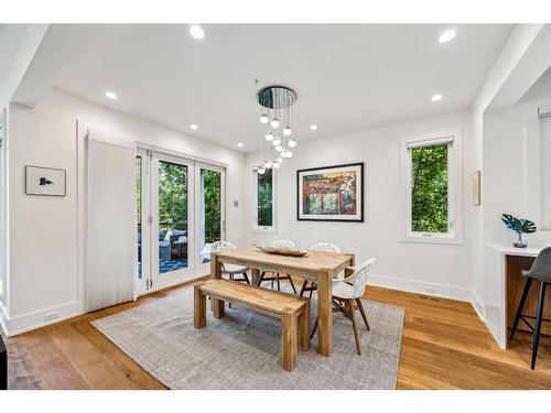 1130 23 Avenue Nw, Calgary, AB - Indoor Photo Showing Dining Room