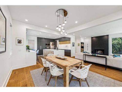 1130 23 Avenue Nw, Calgary, AB - Indoor Photo Showing Dining Room