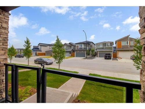 115-125 Wolf Hollow Crescent Se, Calgary, AB - Outdoor