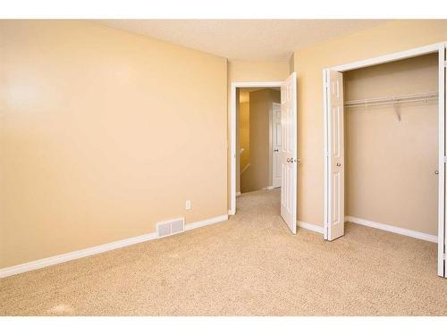 9221 Saddlebrook Drive Ne, Calgary, AB - Indoor Photo Showing Other Room