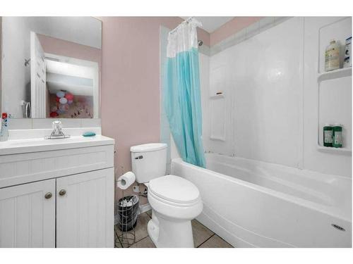 189 Tarington Close Ne, Calgary, AB - Indoor Photo Showing Bathroom