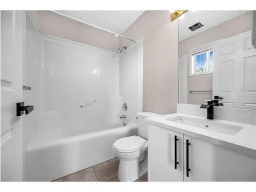 189 Tarington Close Ne, Calgary, AB - Indoor Photo Showing Bathroom