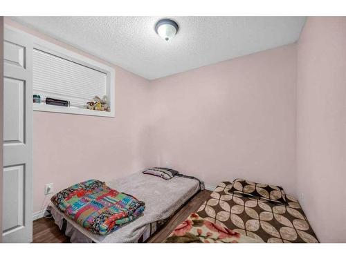 189 Tarington Close Ne, Calgary, AB - Indoor Photo Showing Bedroom