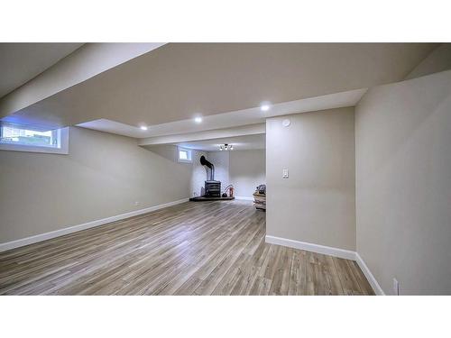 16 Macewan Place, Carstairs, AB - Indoor Photo Showing Basement