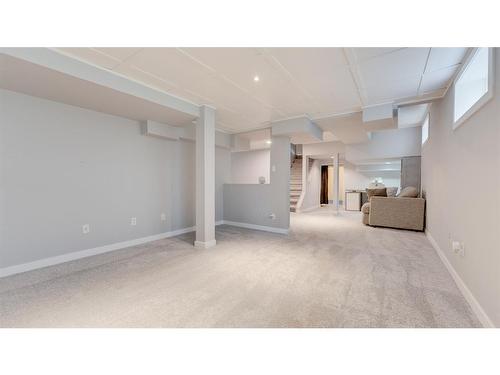 6564 Martingrove Drive Ne, Calgary, AB - Indoor