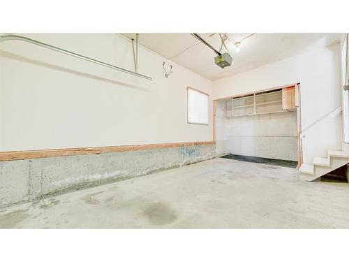 6564 Martingrove Drive Ne, Calgary, AB - Indoor Photo Showing Garage