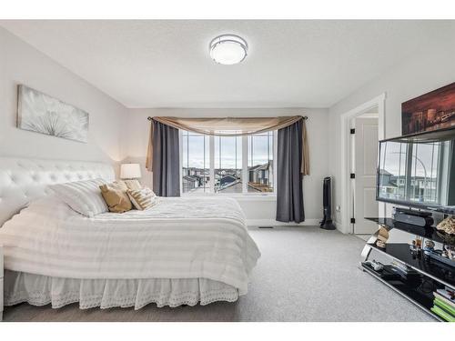 132 Walcrest View Se, Calgary, AB - Indoor Photo Showing Bedroom