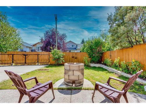 168 Citadel Close Nw, Calgary, AB - Outdoor With Backyard