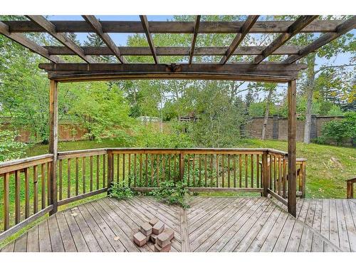 123 Coach Light Bay Sw, Calgary, AB - Outdoor With Deck Patio Veranda With Exterior