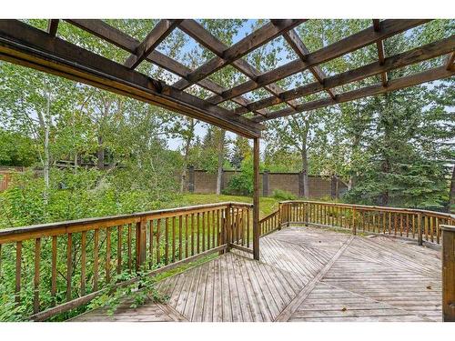 123 Coach Light Bay Sw, Calgary, AB - Outdoor With Deck Patio Veranda With Exterior