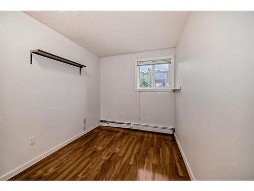 201-431 1 Avenue Ne, Calgary, AB - Indoor Photo Showing Other Room