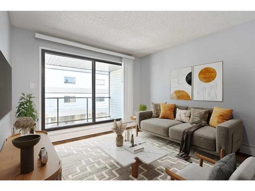 314-1602 11 Avenue Sw, Calgary, AB - Indoor Photo Showing Living Room