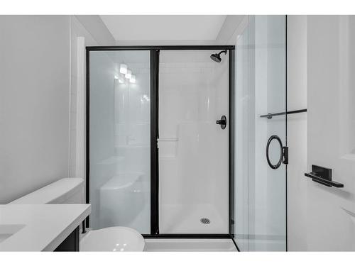 360 Dawson Drive, Chestermere, AB - Indoor Photo Showing Bathroom