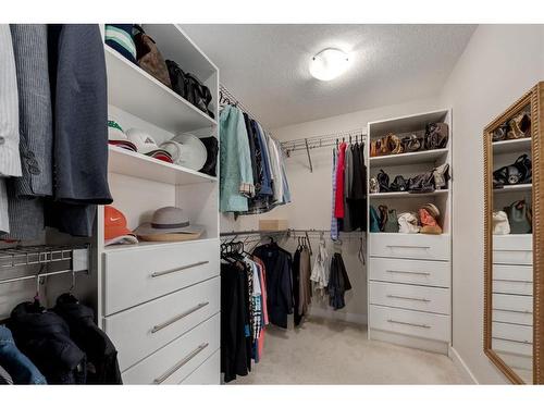 216 Cranarch Crescent Se, Calgary, AB - Indoor With Storage