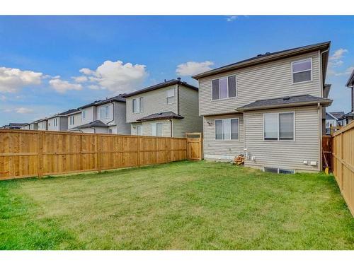 301 Corner Meadows Way Ne, Calgary, AB - Outdoor