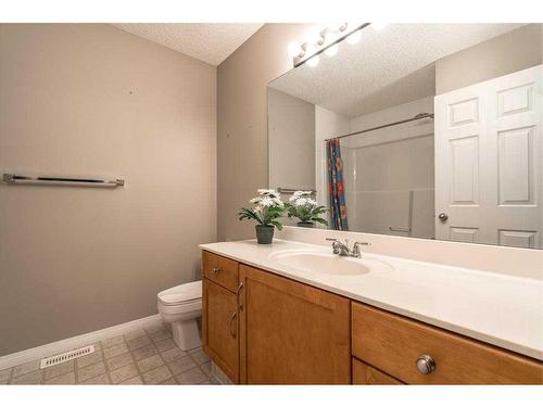 129 Millrise Square Sw, Calgary, AB - Indoor Photo Showing Bathroom