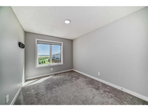 1870 Rangeview Drive Se, Calgary, AB - Indoor Photo Showing Other Room