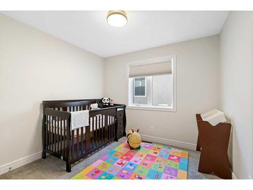 185 Carringvue Manor Nw, Calgary, AB - Indoor Photo Showing Bedroom