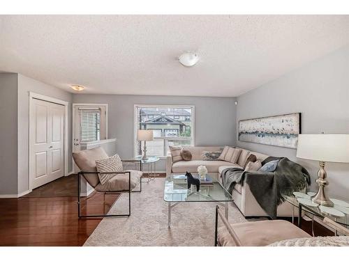 409-140 Sagewood Boulevard Sw, Airdrie, AB - Indoor Photo Showing Living Room