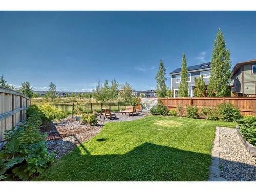 95 Cranbrook Hill Se, Calgary, AB 