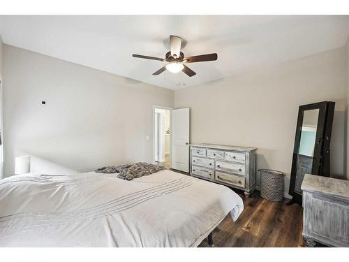 2132 Ravensdun Crescent Se, Airdrie, AB - Indoor Photo Showing Bedroom