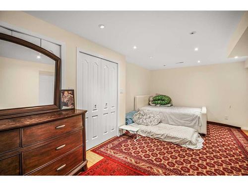 152 Silverado Plain Close, Calgary, AB - Indoor Photo Showing Bedroom