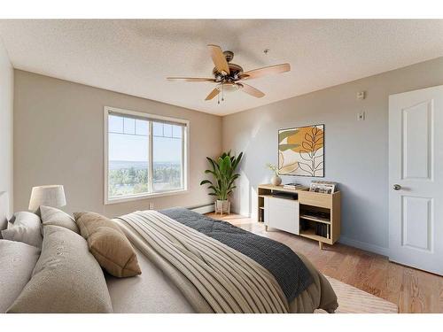 306-345 Rocky Vista Park Nw, Calgary, AB - Indoor Photo Showing Bedroom