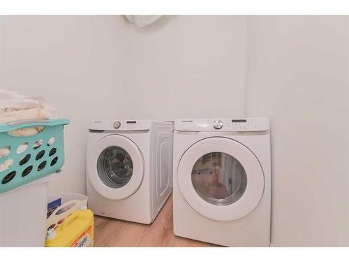 301-20 Sage Hill Walk Nw, Calgary, AB - Indoor Photo Showing Laundry Room