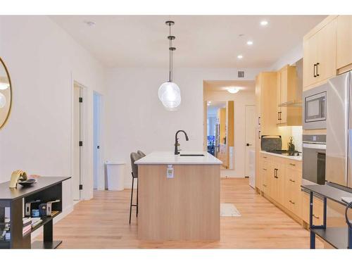 301-20 Sage Hill Walk Nw, Calgary, AB - Indoor Photo Showing Kitchen