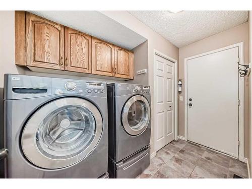 64 Santana Hill Nw, Calgary, AB - Indoor Photo Showing Laundry Room