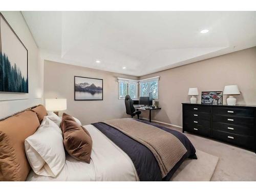 64 Santana Hill Nw, Calgary, AB - Indoor Photo Showing Bedroom