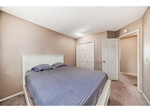 64 Santana Hill Nw, Calgary, AB - Indoor Photo Showing Bedroom