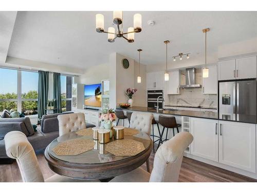 201-2231 Mahogany Boulevard Se, Calgary, AB - Indoor Photo Showing Dining Room