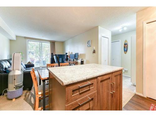 143-1717 60 Street Se, Calgary, AB - Indoor Photo Showing Kitchen