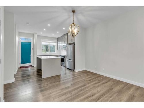 138 Sage Meadows Gardens Nw, Calgary, AB - Indoor Photo Showing Kitchen