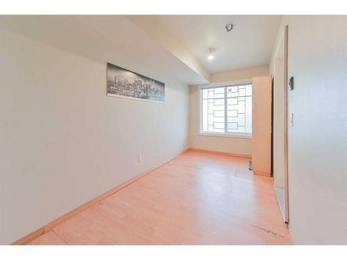 25 Redstone Circle, Calgary, AB - Indoor Photo Showing Other Room