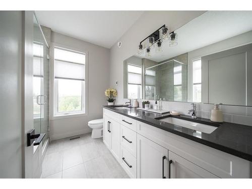 100 Royal Elm Green Nw, Calgary, AB - Indoor Photo Showing Bathroom