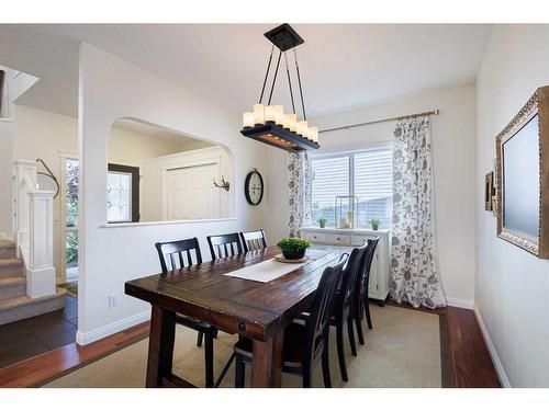 311 Royal Oak Circle Nw, Calgary, AB - Indoor Photo Showing Dining Room