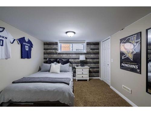 311 Royal Oak Circle Nw, Calgary, AB - Indoor Photo Showing Bedroom