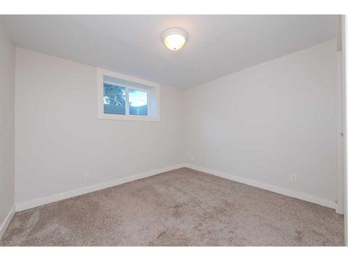 2403 54 Avenue Sw, Calgary, AB - Indoor Photo Showing Other Room