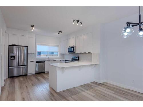 73 Legacy Glen Place Se, Calgary, AB - Indoor Photo Showing Kitchen With Stainless Steel Kitchen With Upgraded Kitchen