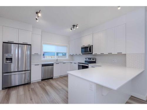 73 Legacy Glen Place Se, Calgary, AB - Indoor Photo Showing Kitchen With Stainless Steel Kitchen With Upgraded Kitchen