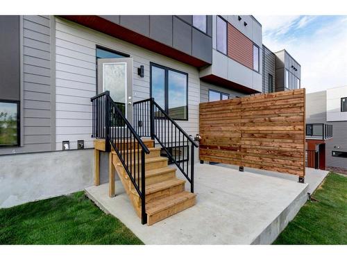 50 Na'A Heights Sw, Calgary, AB - Outdoor With Exterior